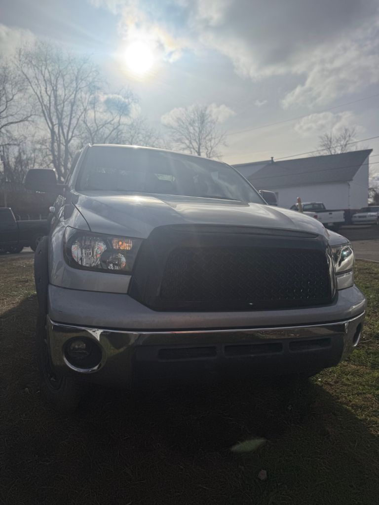 2008 Toyota Tundra SR5's photo